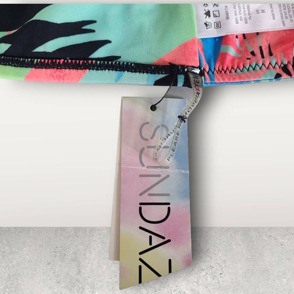 NWT Sundazed Ariel Halter Multicolor Floral Tropical Wrap Bikini Top Mesh Size M - Picture 11 of 12